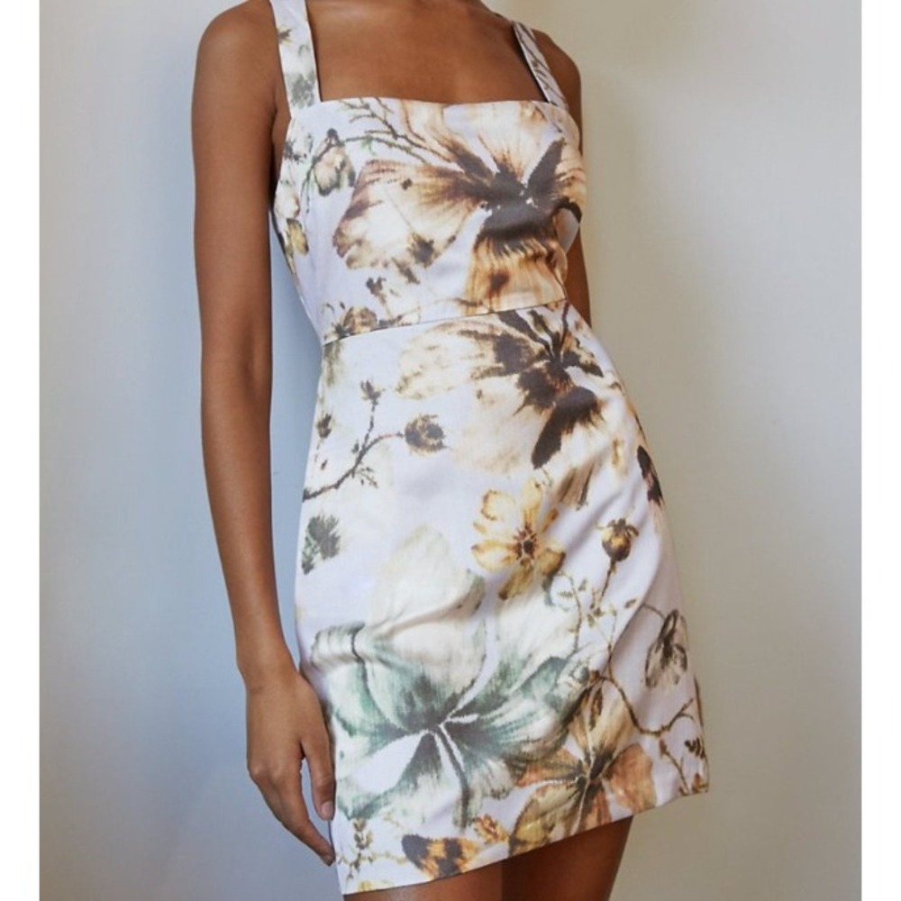 Aritzia Babaton Pastel Blue Floral Mini Sheath Dress 6 Y2K Fairy Festival Party